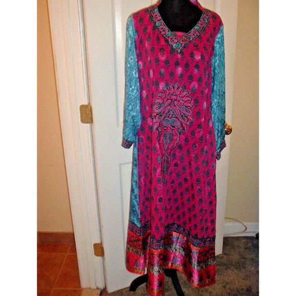 Indian Style Maxi Dress or Nightgown Multicolored Flowers, Embroidery S/M - Picture 1 of 9